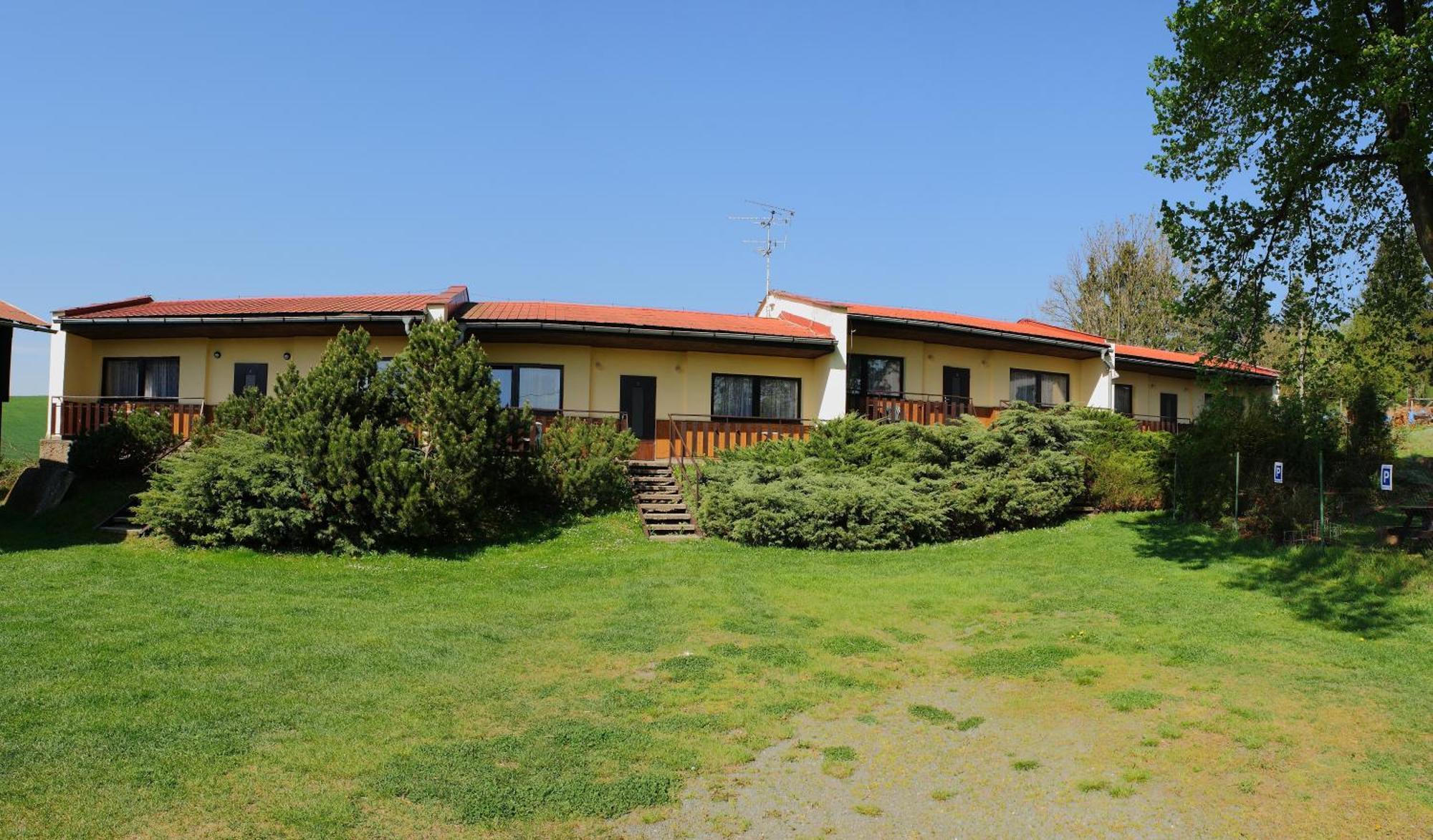 Bungalovy a ubytování Ratibořice- Zlíč Česká Skalice Exterior foto