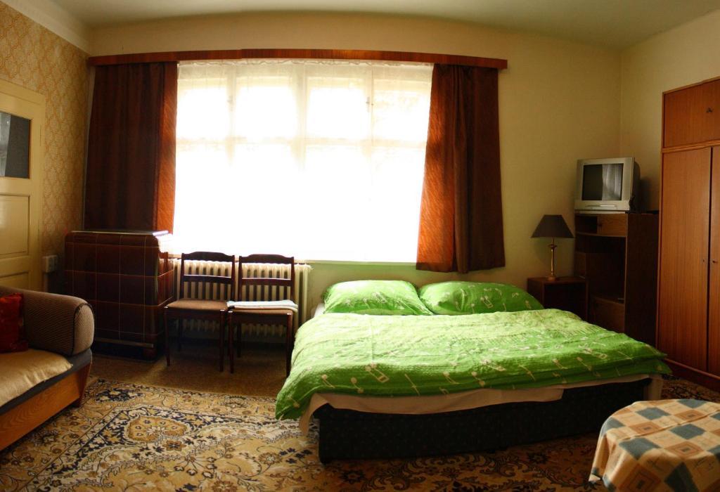 Bungalovy a ubytování Ratibořice- Zlíč Česká Skalice Habitación foto