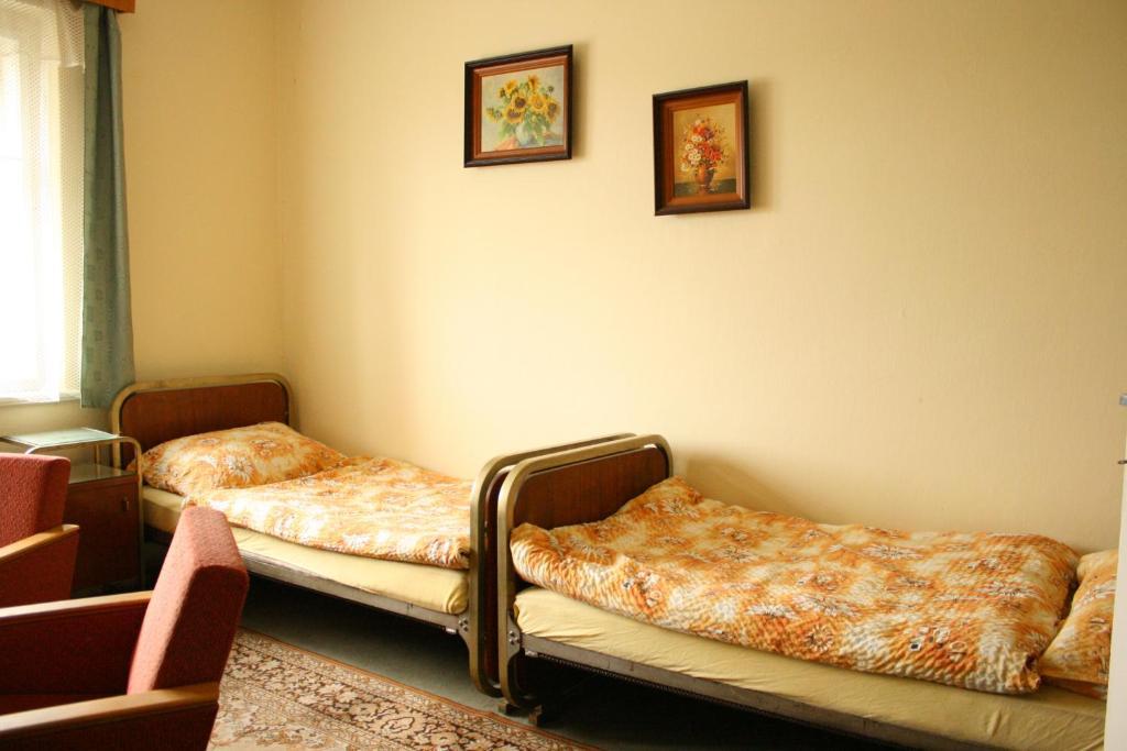 Bungalovy a ubytování Ratibořice- Zlíč Česká Skalice Habitación foto
