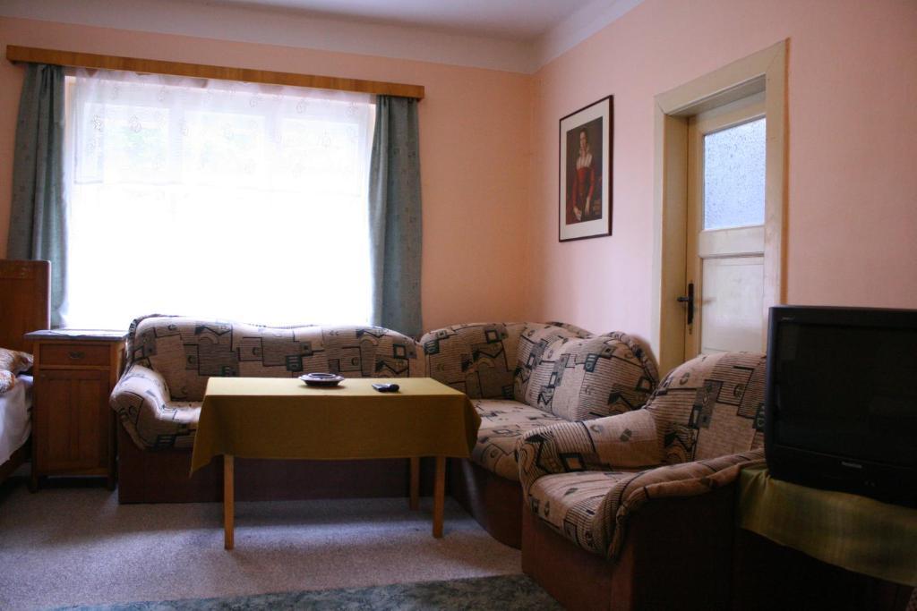 Bungalovy a ubytování Ratibořice- Zlíč Česká Skalice Habitación foto