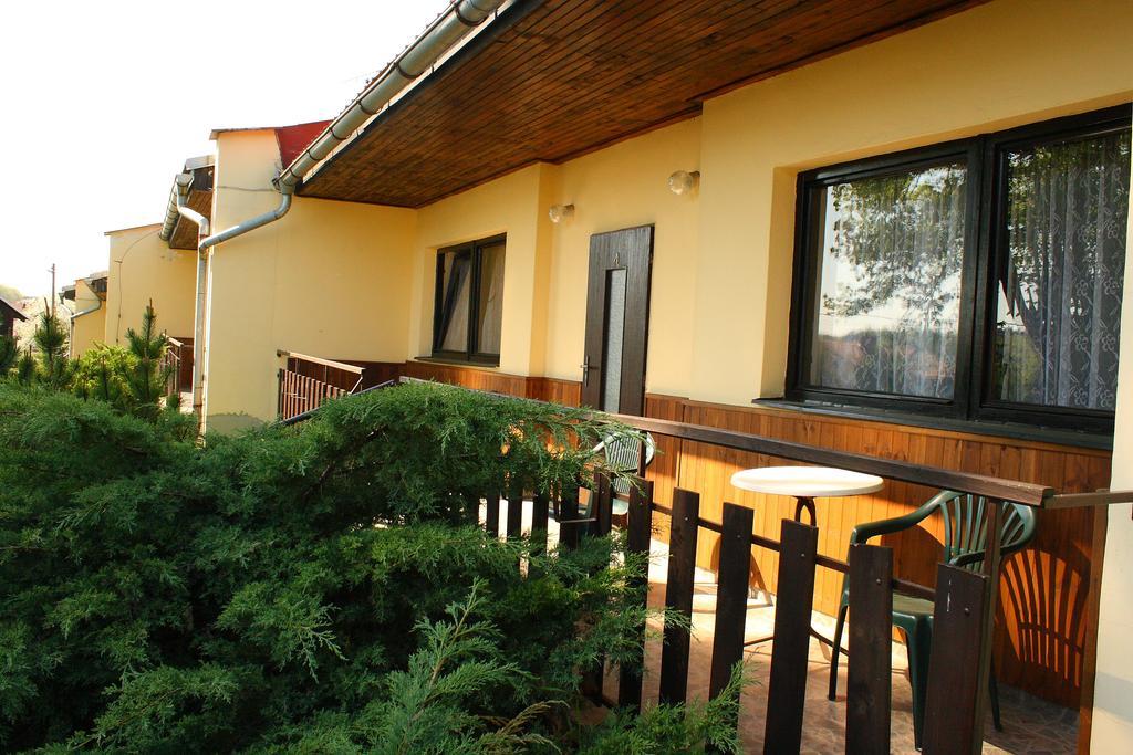 Bungalovy a ubytování Ratibořice- Zlíč Česká Skalice Exterior foto